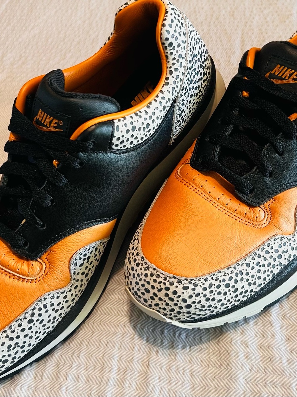 NikeSB air max safari men’s 10